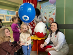 В Международный день защиты детей в медучреждениях Мурманской области провели праздник для маленьких пациентов