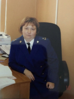 Сотрудники СУ СК России по Мурманской области поздравили с предстоящим профессиональным праздником ветерана следственных органов