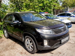 Судебные приставы Кольского района передали автомобиль на нужды СВО