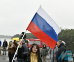 В Мурманске на Семеновском озере отметили день государственного флага