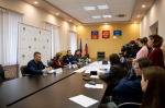 Тысяча человек готовят «Гольфстрим»