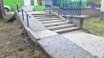 Прокуратура в Полярных Зорях заставила «укашку» отремонтировать лестницу